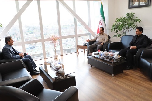 تعامل سازمان های همیاری خراسان های جنوبی و رضوی در حوزه بازرگانی و تامین نیازهای شهرداریها