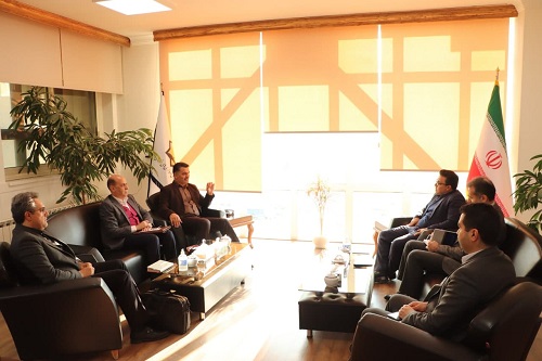نشست مشترک مدیران عامل سازمان های همیاری خراسان رضوی و فارس