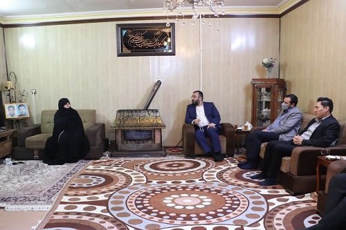 دیدار مسئولان سازمان همیاری با خانواده شهید همتی