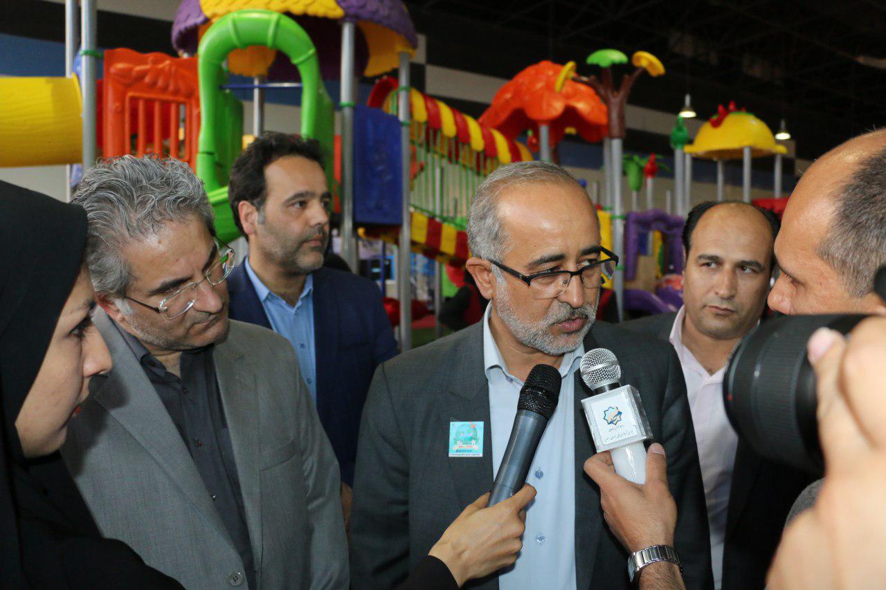 بازدید مسئولان شهرداری و شورای اسلامی مشهد با همراهی معاون سازمان ازنمایشگاه