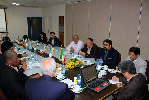 در حاشیه سفر معاون مجلس سنای یک کشور آفریقایی به مشهد انجام شد؛ تفاهم نامه همکاری بین سازمان همیاری خراسان رضوی و مقامات ماداگاسکار 